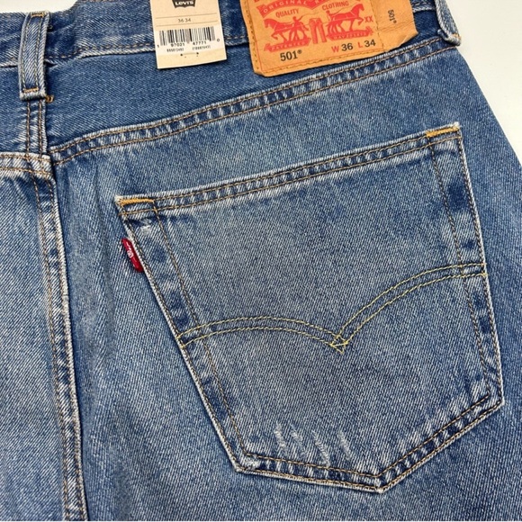 NWT Levi’s 501 Original Fit Jeans - Picture 10 of 15